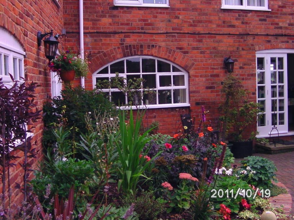 The Old House Bed & Breakfast Atherstone Exterior photo