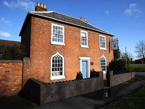 The Old House Bed & Breakfast Atherstone Exterior photo